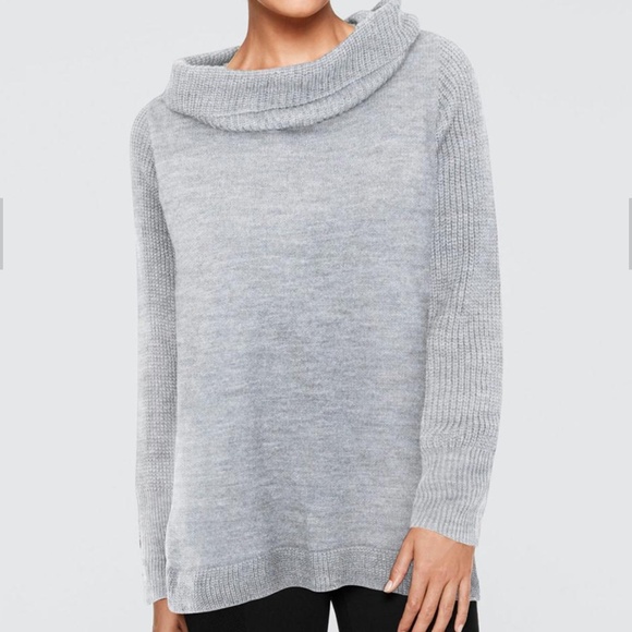Venus Sweaters - Venus Faux Split Back Button Accent Gray Turtleneck Sweater size small